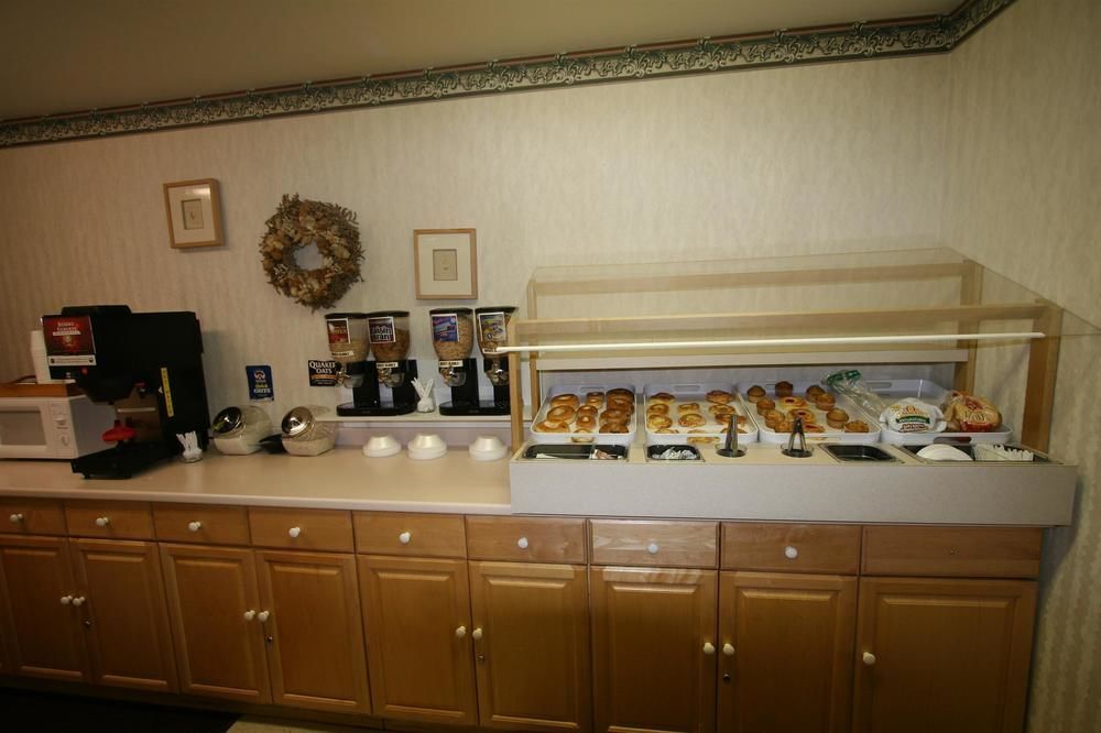 Centerway Hotel Buffalo Тонаванда Екстер'єр фото