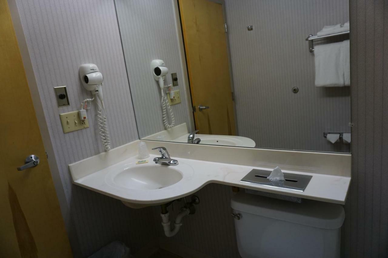 Centerway Hotel Buffalo Тонаванда Екстер'єр фото